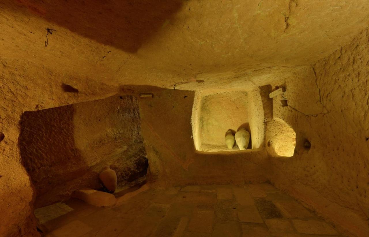 Esbelli Evi Cave Houses Ürgüp Exteriör bild