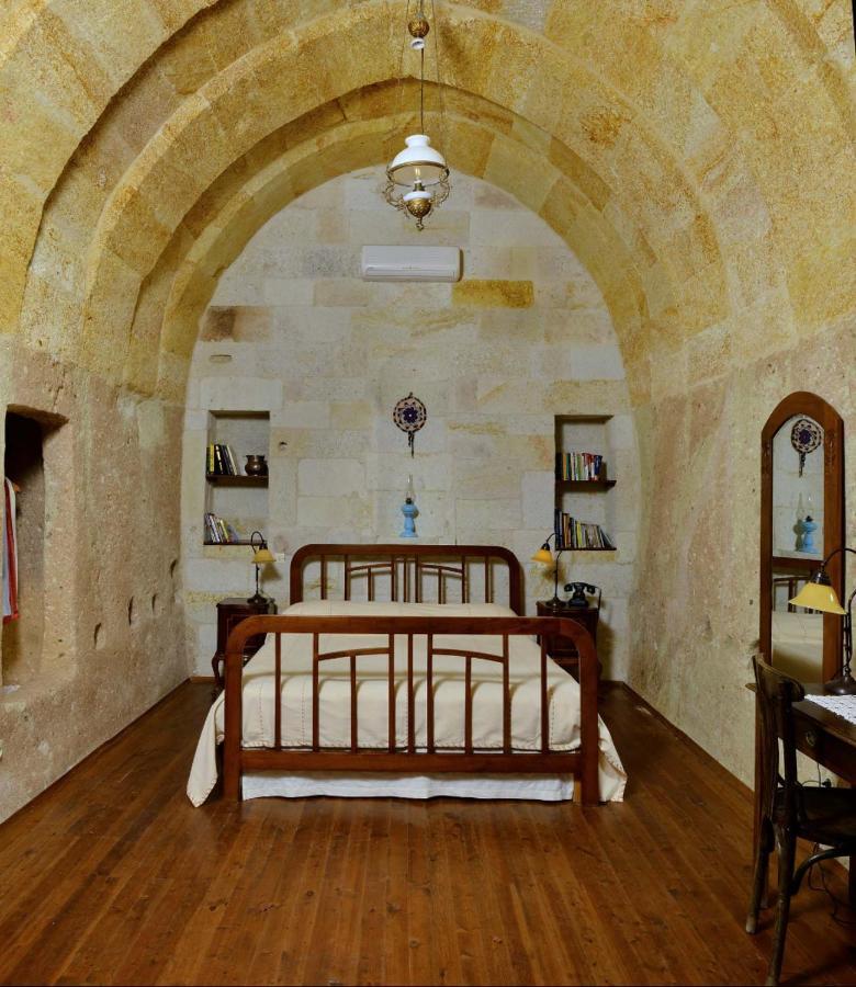 Esbelli Evi Cave Houses Ürgüp Exteriör bild
