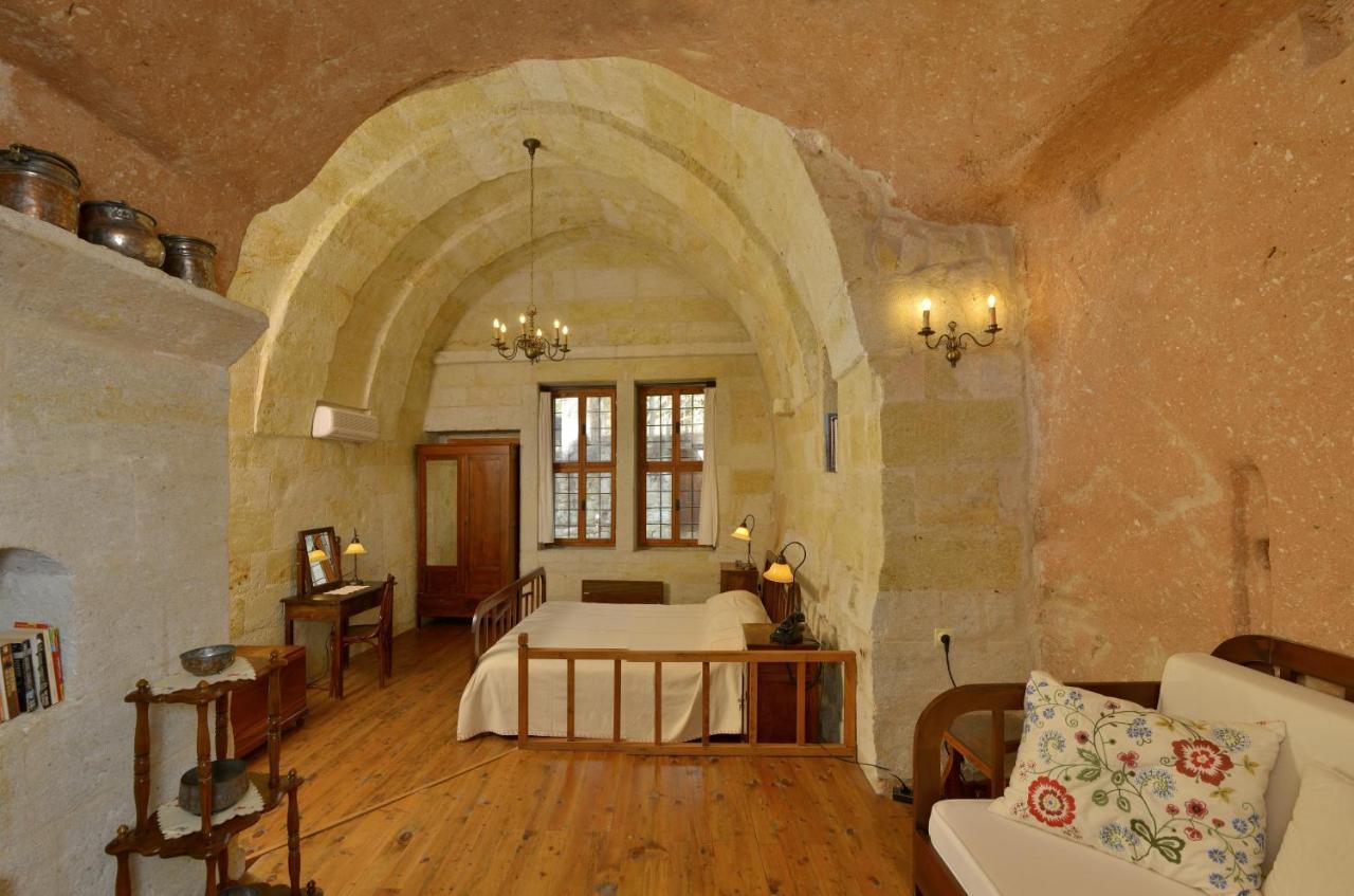 Esbelli Evi Cave Houses Ürgüp Exteriör bild