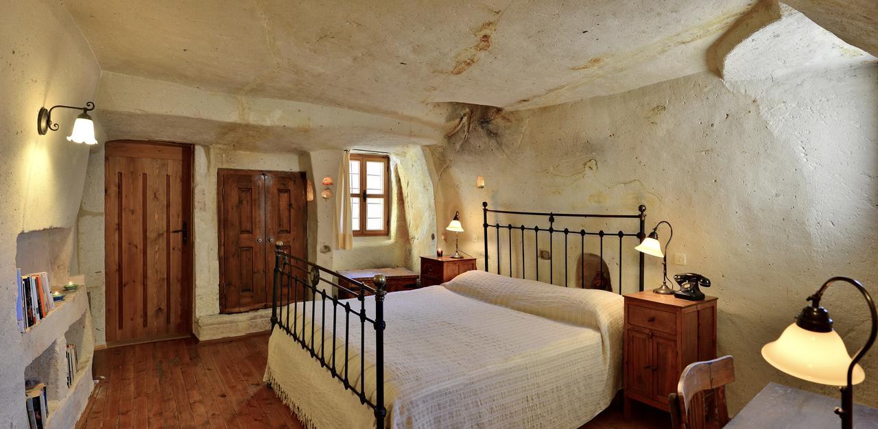 Esbelli Evi Cave Houses Ürgüp Exteriör bild