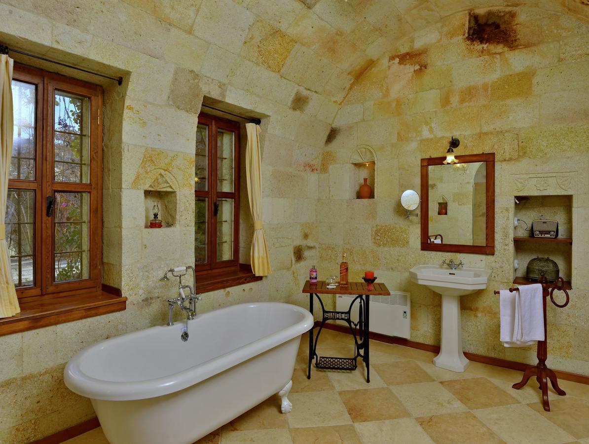 Esbelli Evi Cave Houses Ürgüp Exteriör bild